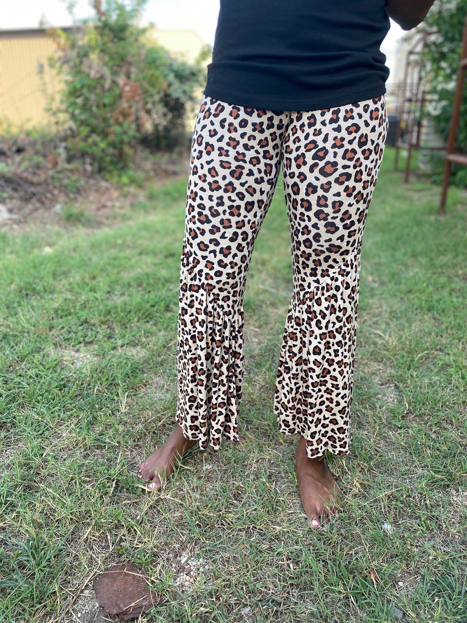 Leopard ruffle bottoms